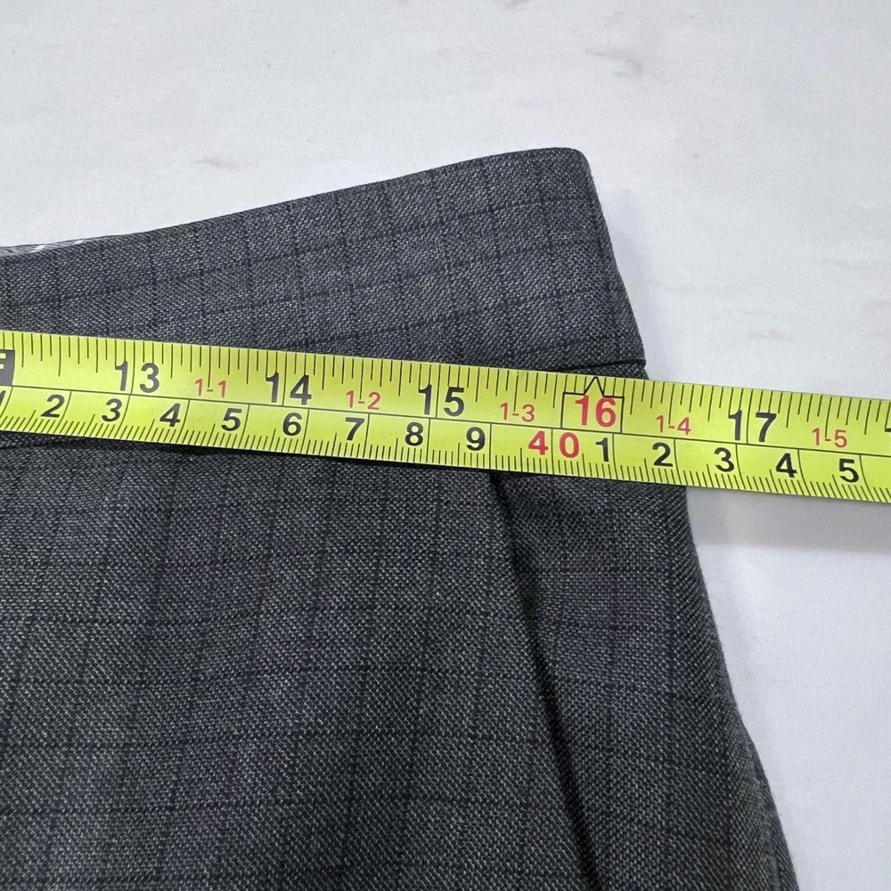 Banana Republic Classic Men's Charcoal Pinstripe‎ Dress Pants Size 32x30